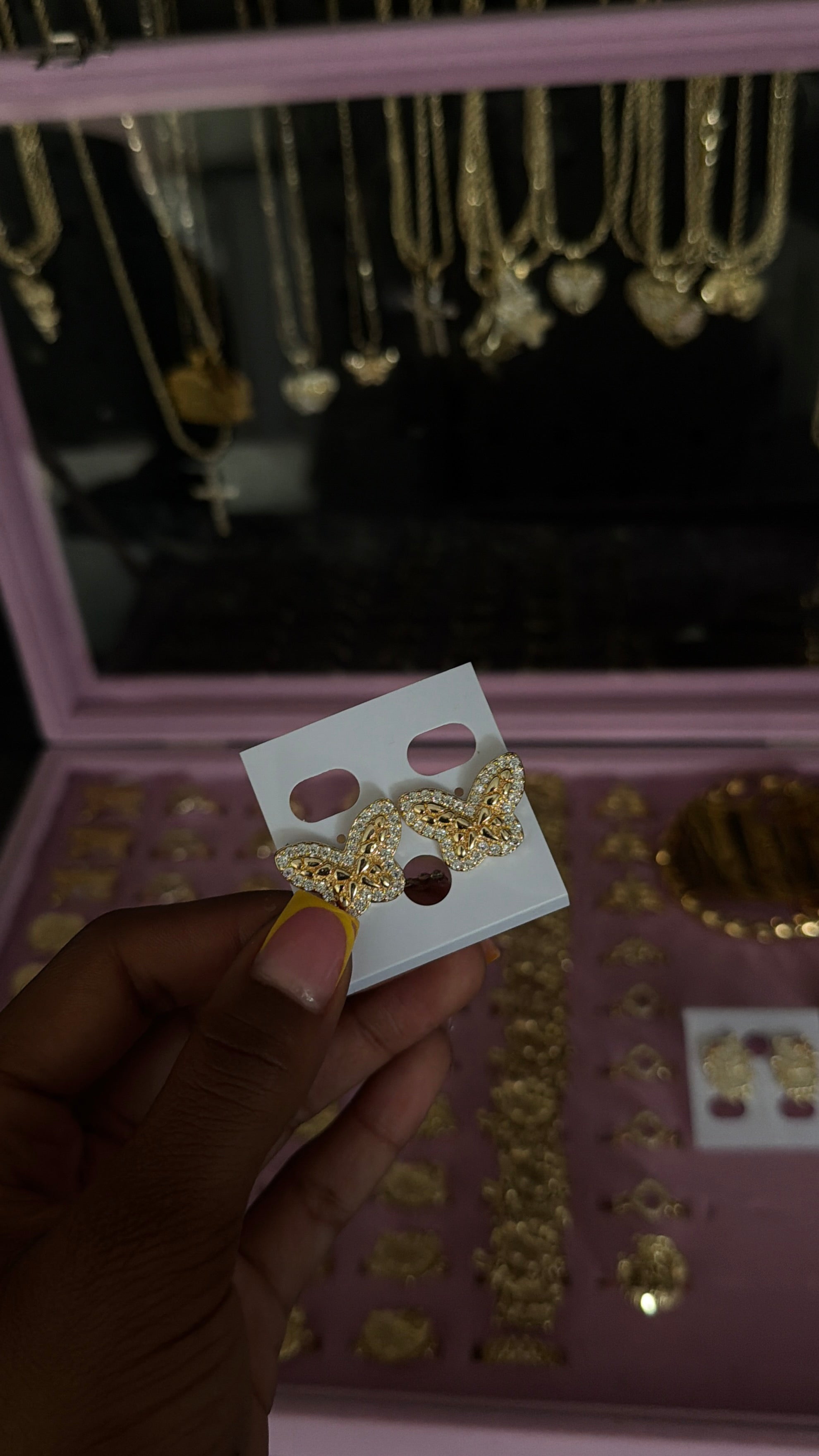 butterfly studs image 0