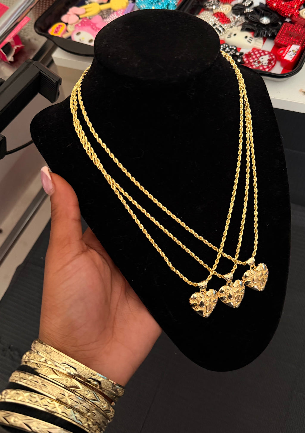  nugget heart pendant + chain image 1