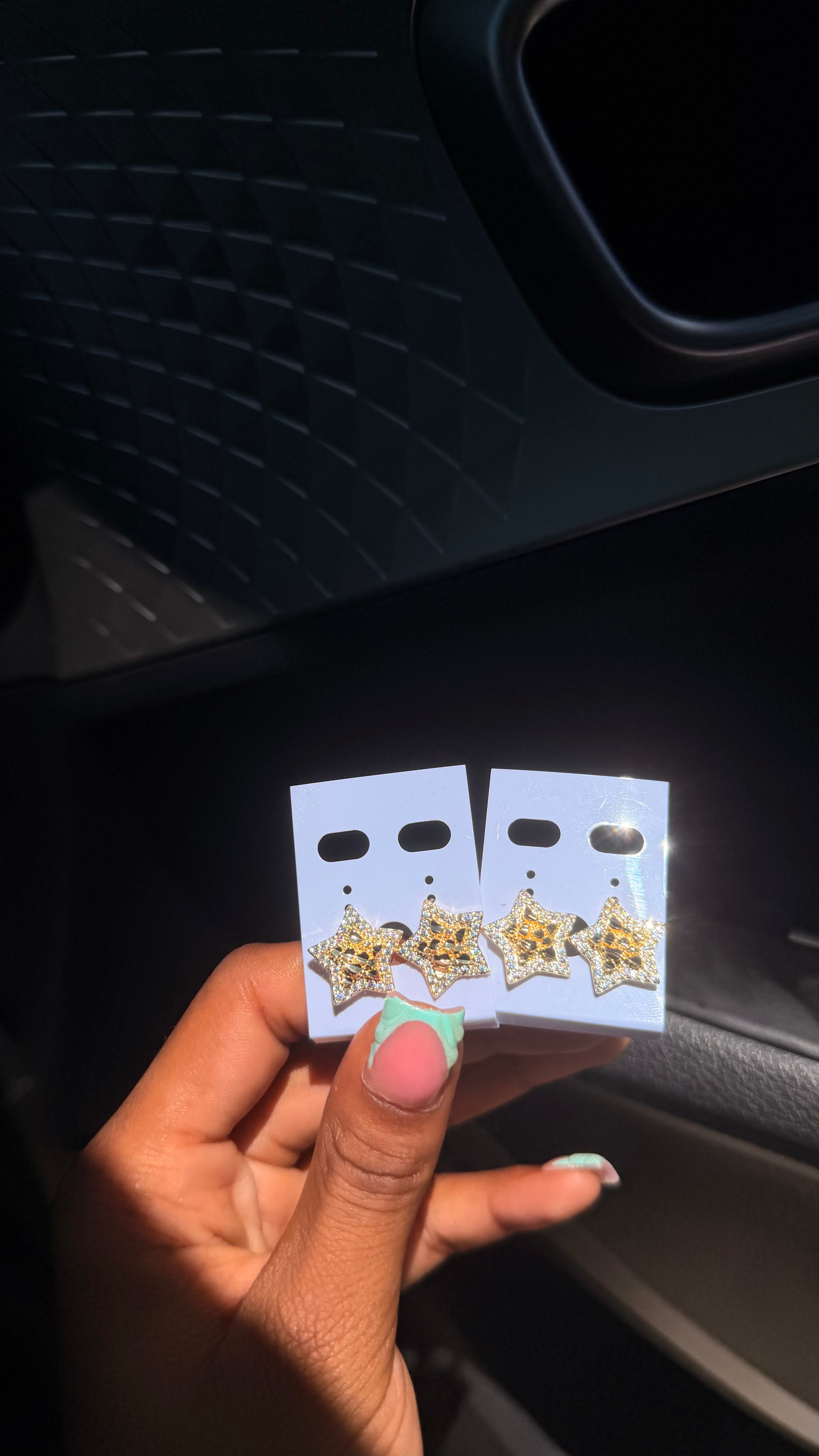 nugget star studs image 0