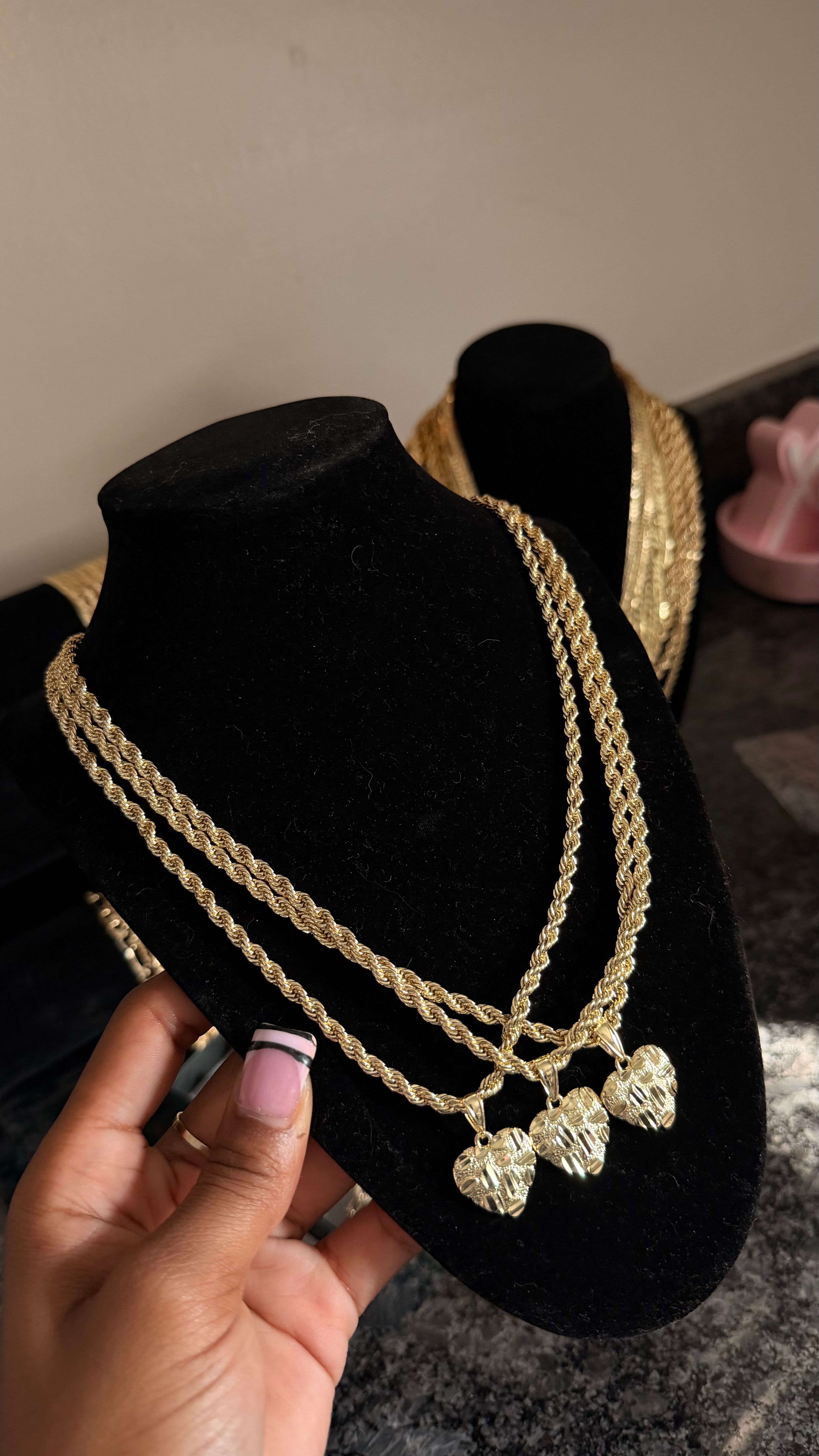  nugget heart pendant + chain image 0